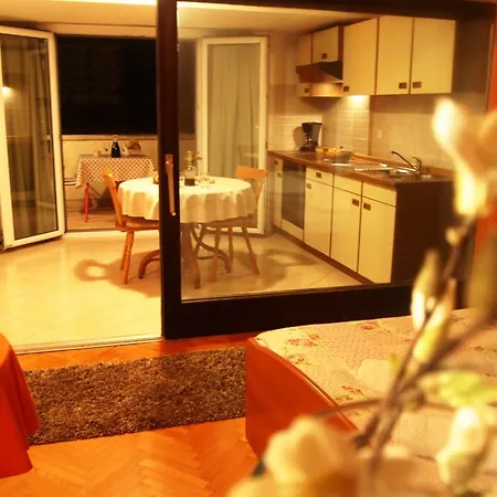 Dany بيت ضيافة 4*