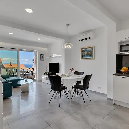 Dany Гостьовий будинок 4*