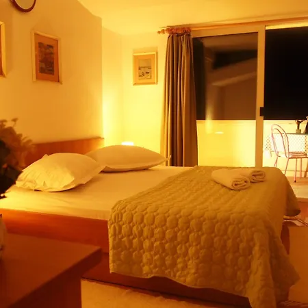 Dany 4* Макарська