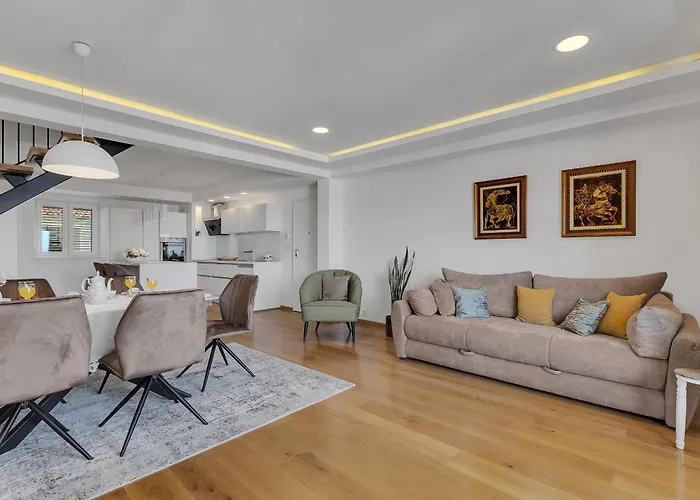 Dany 招待所 马卡尔斯卡