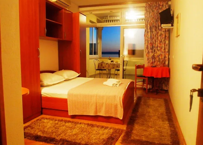 Guest house Dany Makarska